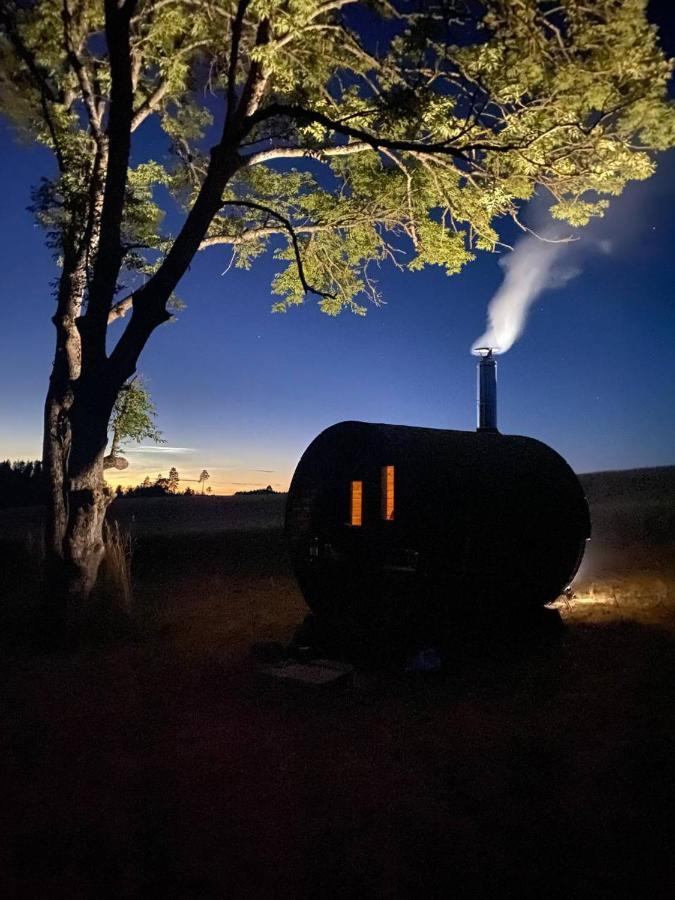 Unique Tiny House Getaway In The Nature - Kensho Puugi Exteriér fotografie
